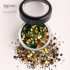 Carnival 5 Trendy nails