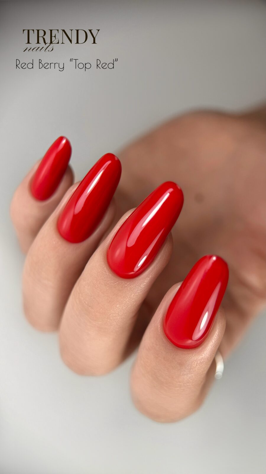 Top Red – červený expresní top bez výpotku Trendy nails 8 ml image 2 Top Red – červený expresní top bez výpotku Trendy nails 8 ml - Image 2