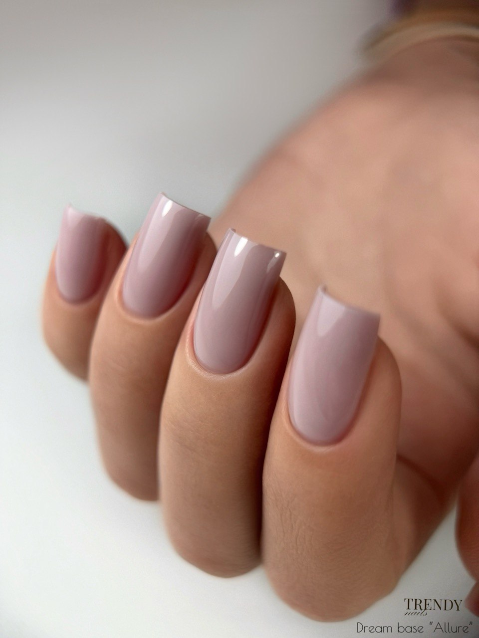 Dream base Allure Trendy nails image 3 Dream base Allure Trendy nails - Image 3