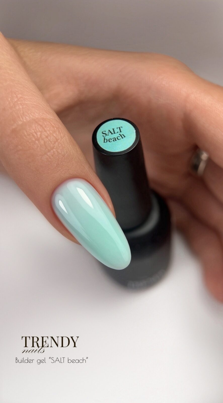 Builder hard gel SALT BEACH Trendy nails obrázek 2 Builder hard gel SALT BEACH Trendy nails - Obrázek 2