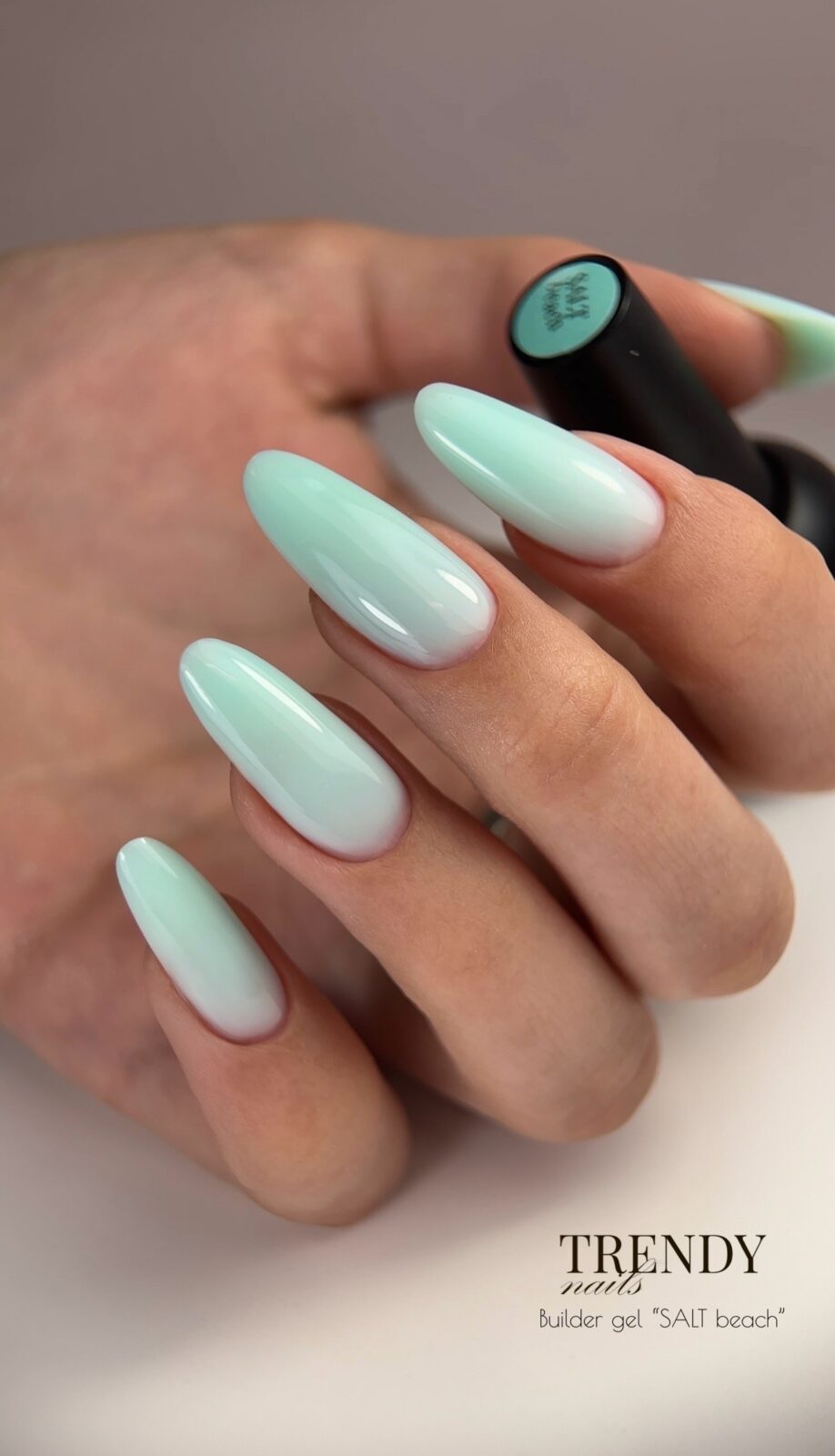 Builder hard gel SALT BEACH Trendy nails obrázek 3 Builder hard gel SALT BEACH Trendy nails - Obrázek 3
